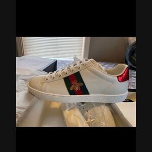 White Sneakers with Red and Green Stripe